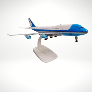 boeing 747 toy airplane